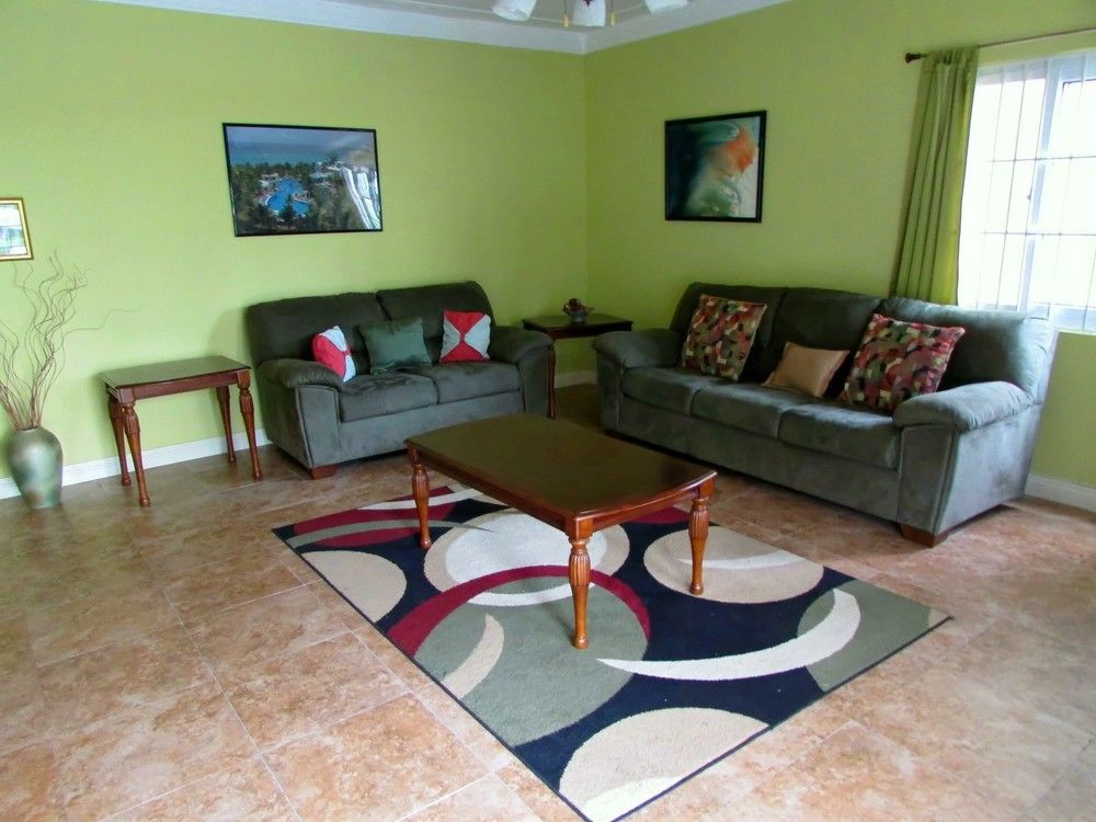 Centrally Located Guest Apartments Kingston Dış mekan fotoğraf