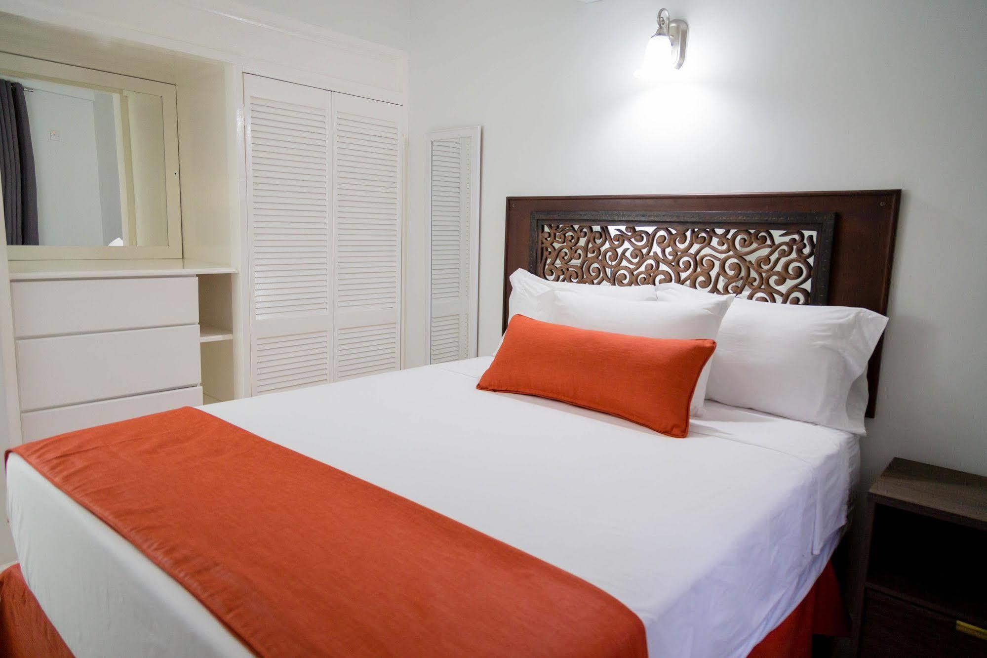 Centrally Located Guest Apartments Kingston Dış mekan fotoğraf