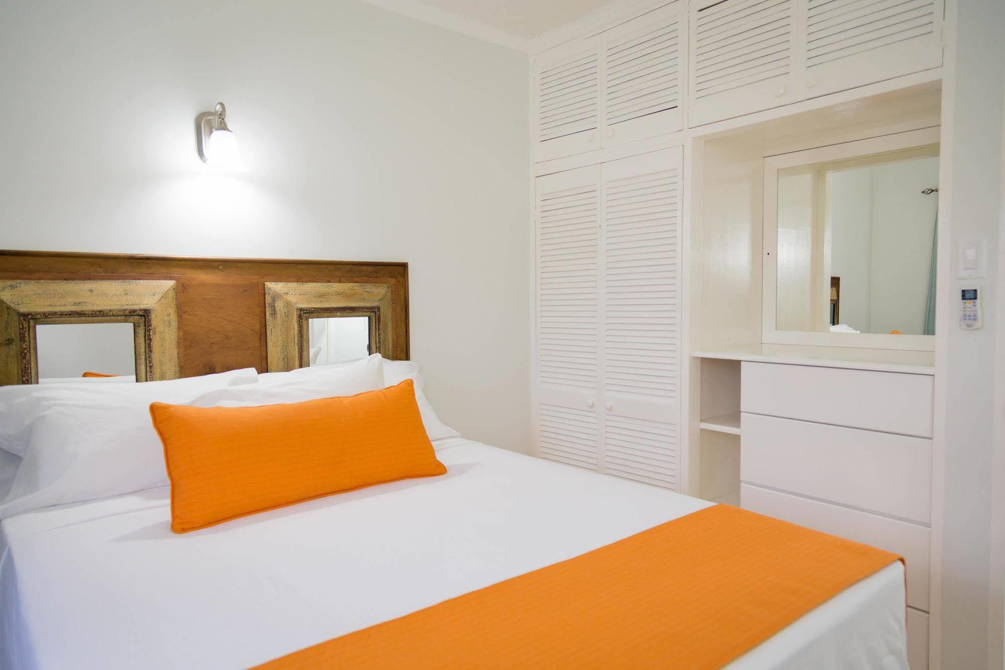 Centrally Located Guest Apartments Kingston Dış mekan fotoğraf